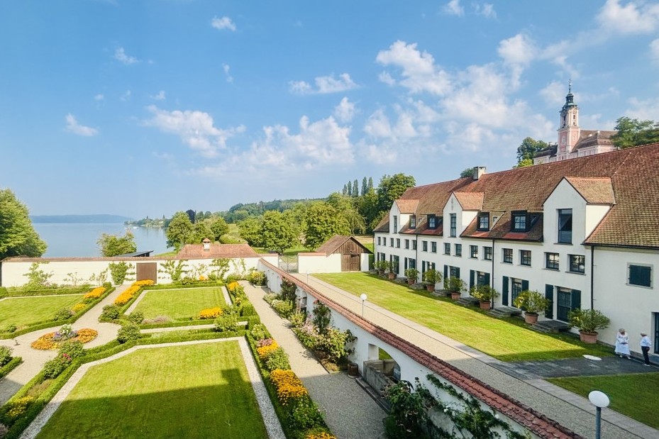Schlossgarten bei Sonnenschein